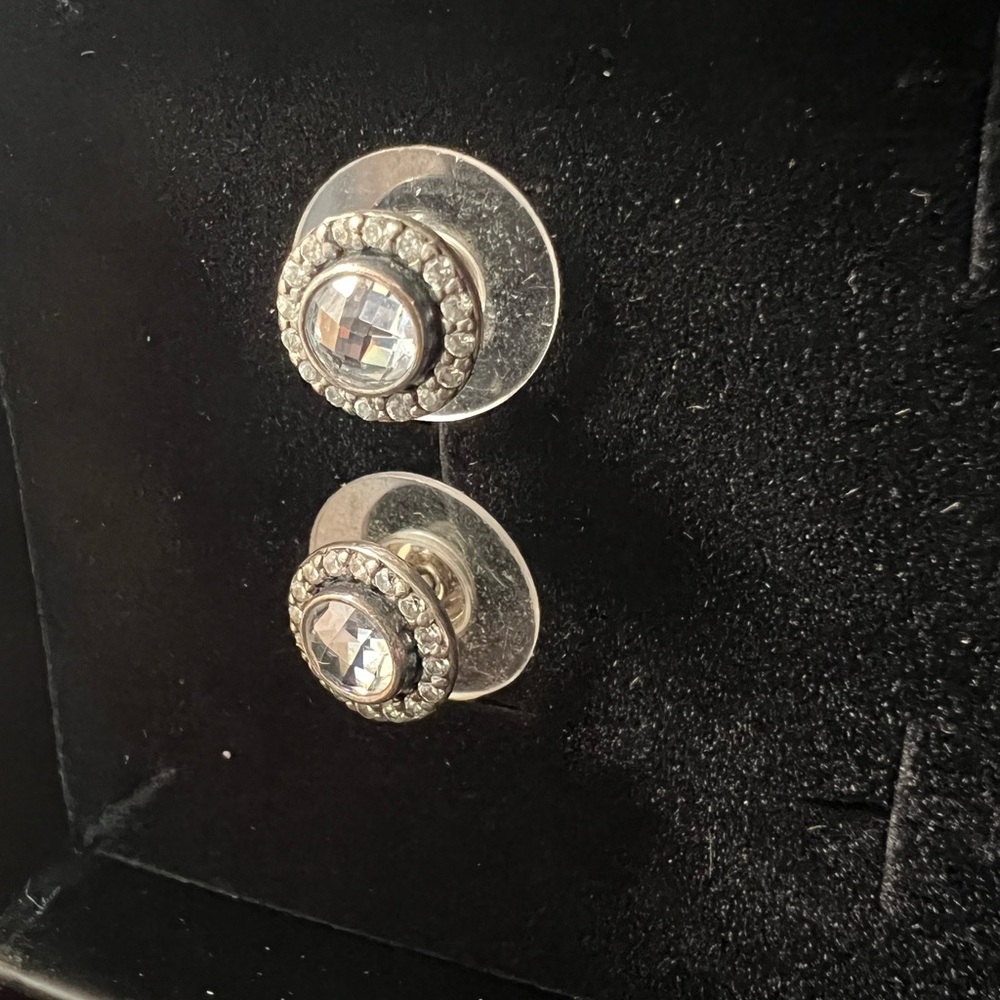 Genuine Pandora Clear Brilliant Legacy Stud Earrings - Picture 5 of 9